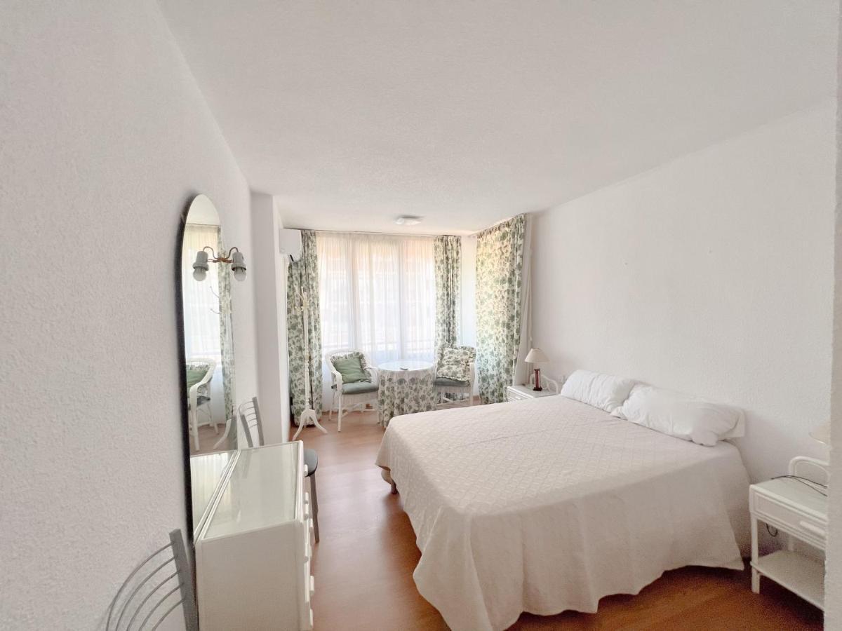Apartamento En Malaga Este ภายนอก รูปภาพ