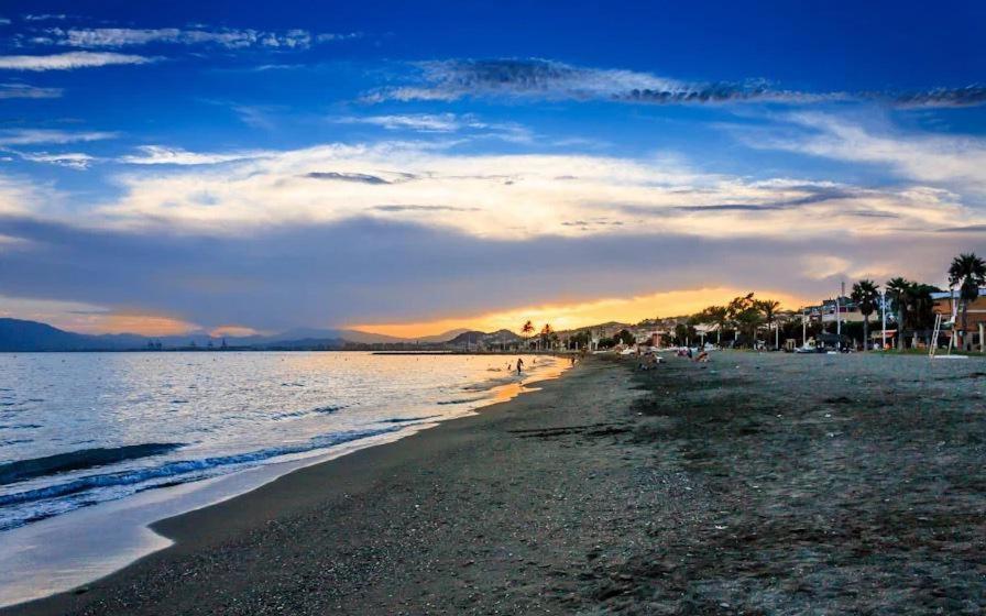 Apartamento En Malaga Este ภายนอก รูปภาพ